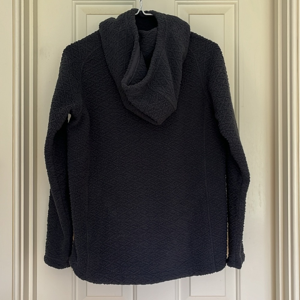 Patagonia fleece pullover hoodie - Picture 2 of 4